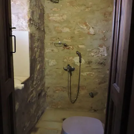 Apartament Bazeos Tower @ Naxos